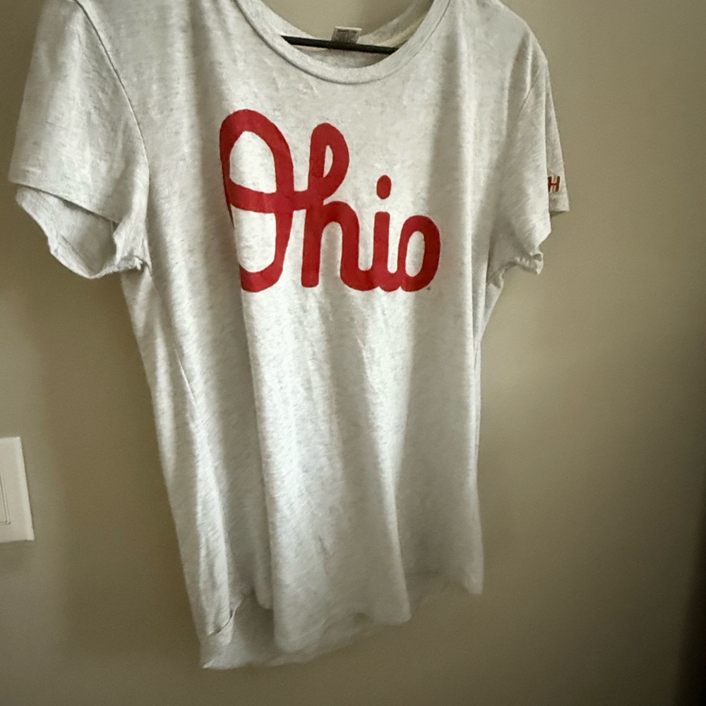 Ohio Graphic Women's T-Shirt - Gray and Red
